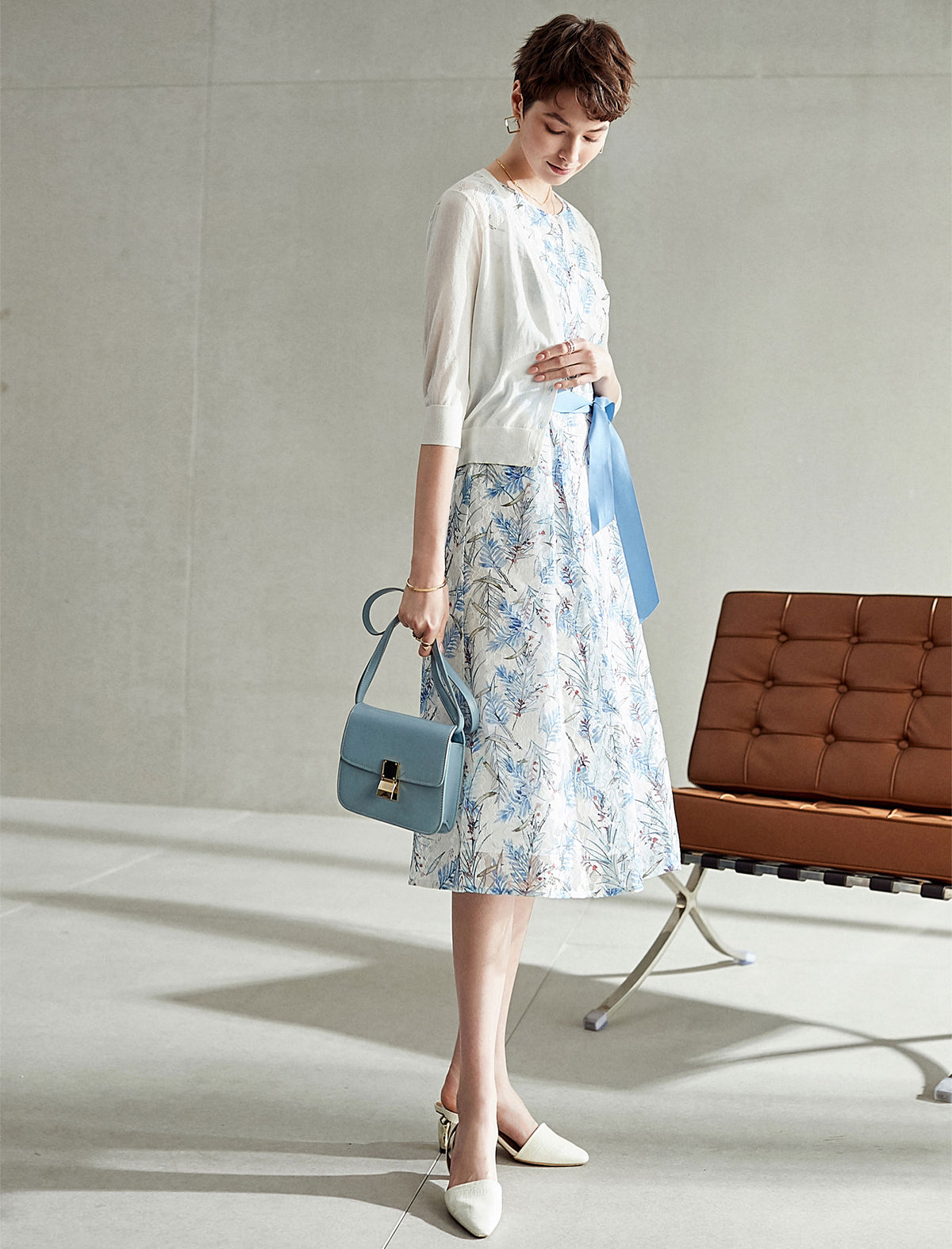 Floral Lace Sleeveless Midi Dress