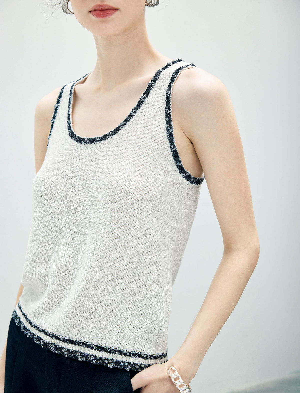 Contrast-Trim Scoop-Neck Knit Vest