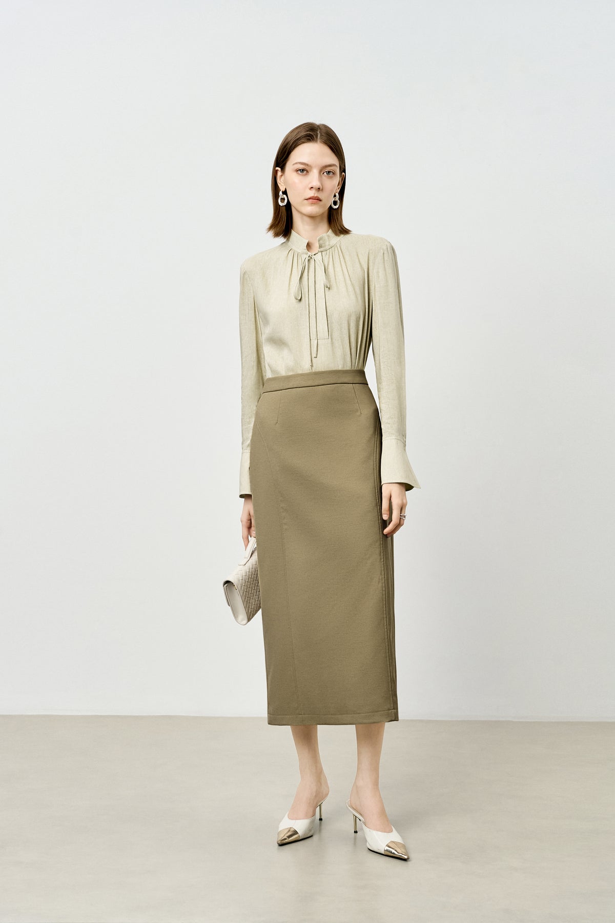 Linen Blend Tie-Neck Blouse