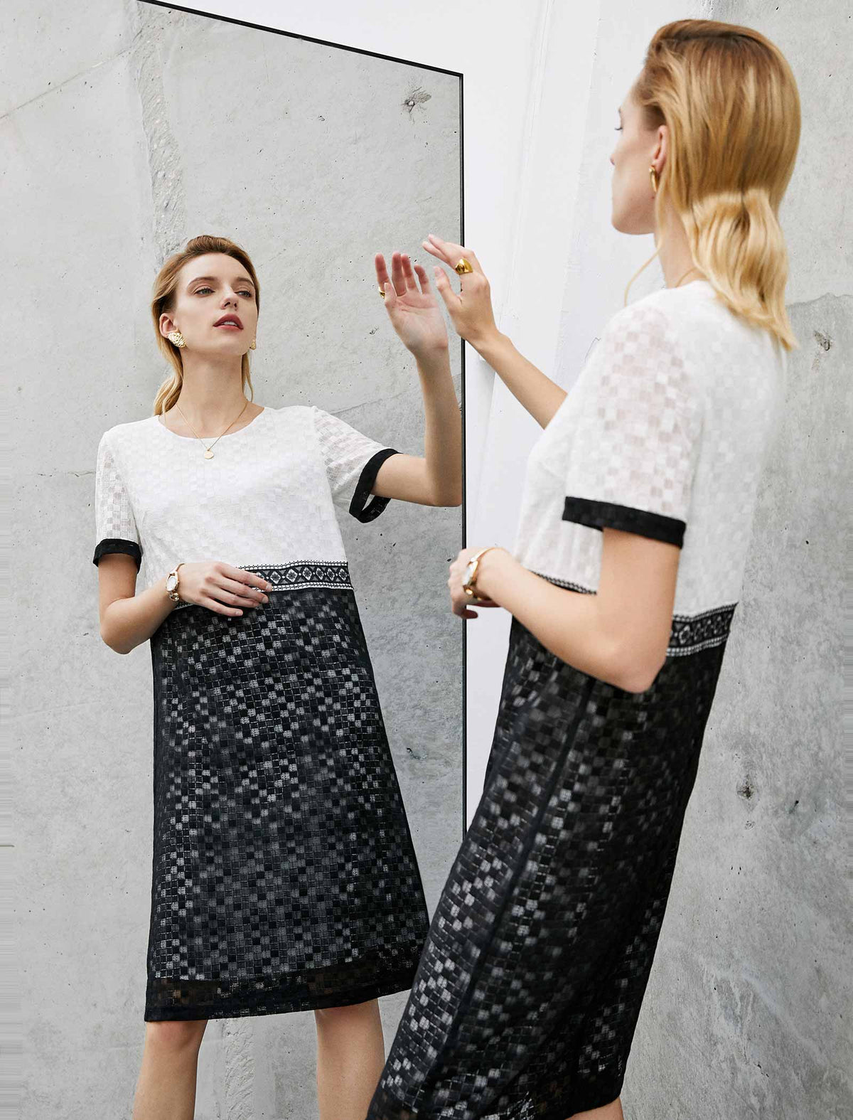 Color-Block Lace Panel Straight Short Sleeve Dress