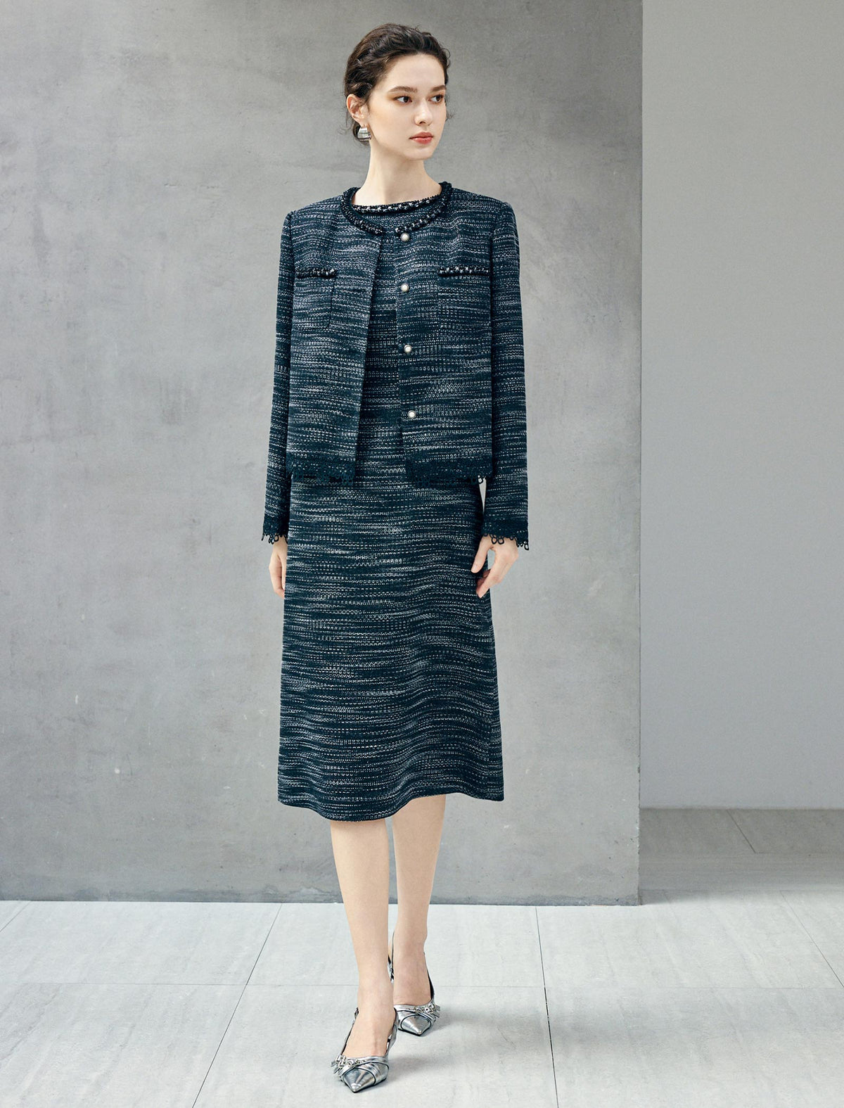 Textured Sleeveless Sheath Midi Dress