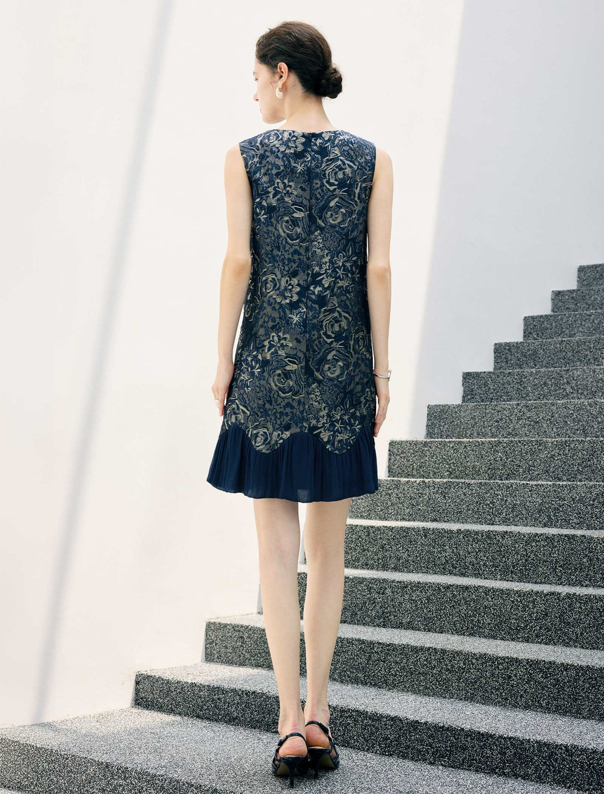 Floral Sleeveless Scalloped Flounce-Hem Dress