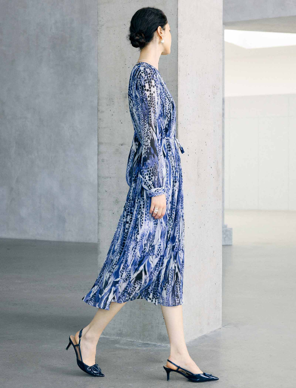 Abstract Floral Print Belted Long Sleeve Midi Dress