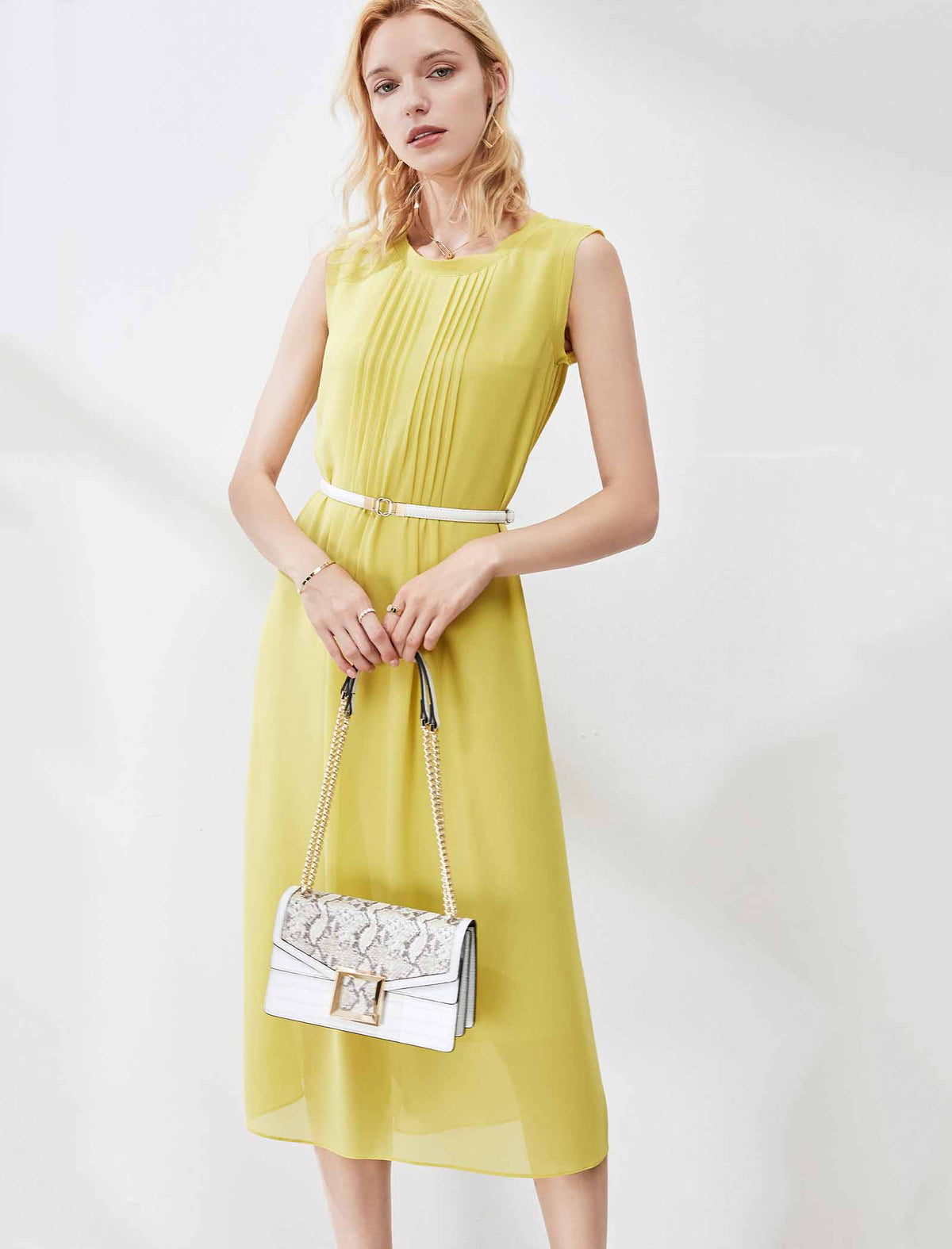 Effortless Crew Neck Shift Dress